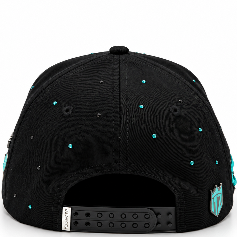Una Disculpa Para Absolutamente Nadie Black & Turquoise Snapback Hat