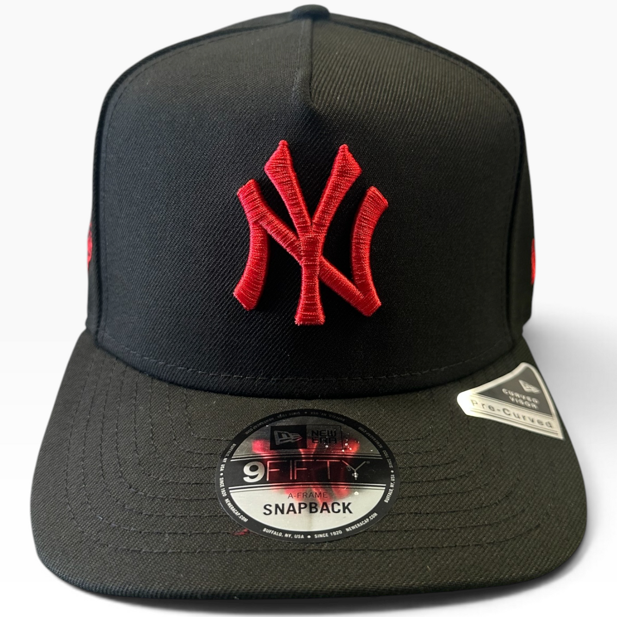 New York Yankees black and red New Era 9FIFTY A-Frame snapback hat - side view