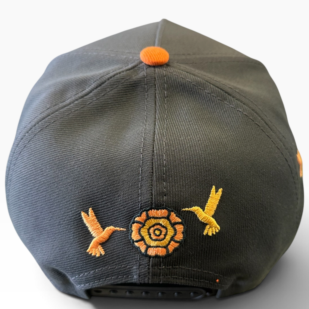 New York Yankees black and gold New Era 9FORTY A-Frame Mexico Edition hat - front view