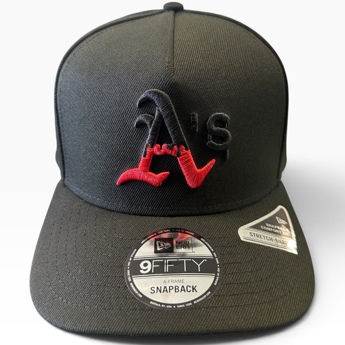 Oakland Athletics black and red New Era 9FIFTY A-Frame snapback hat - side view