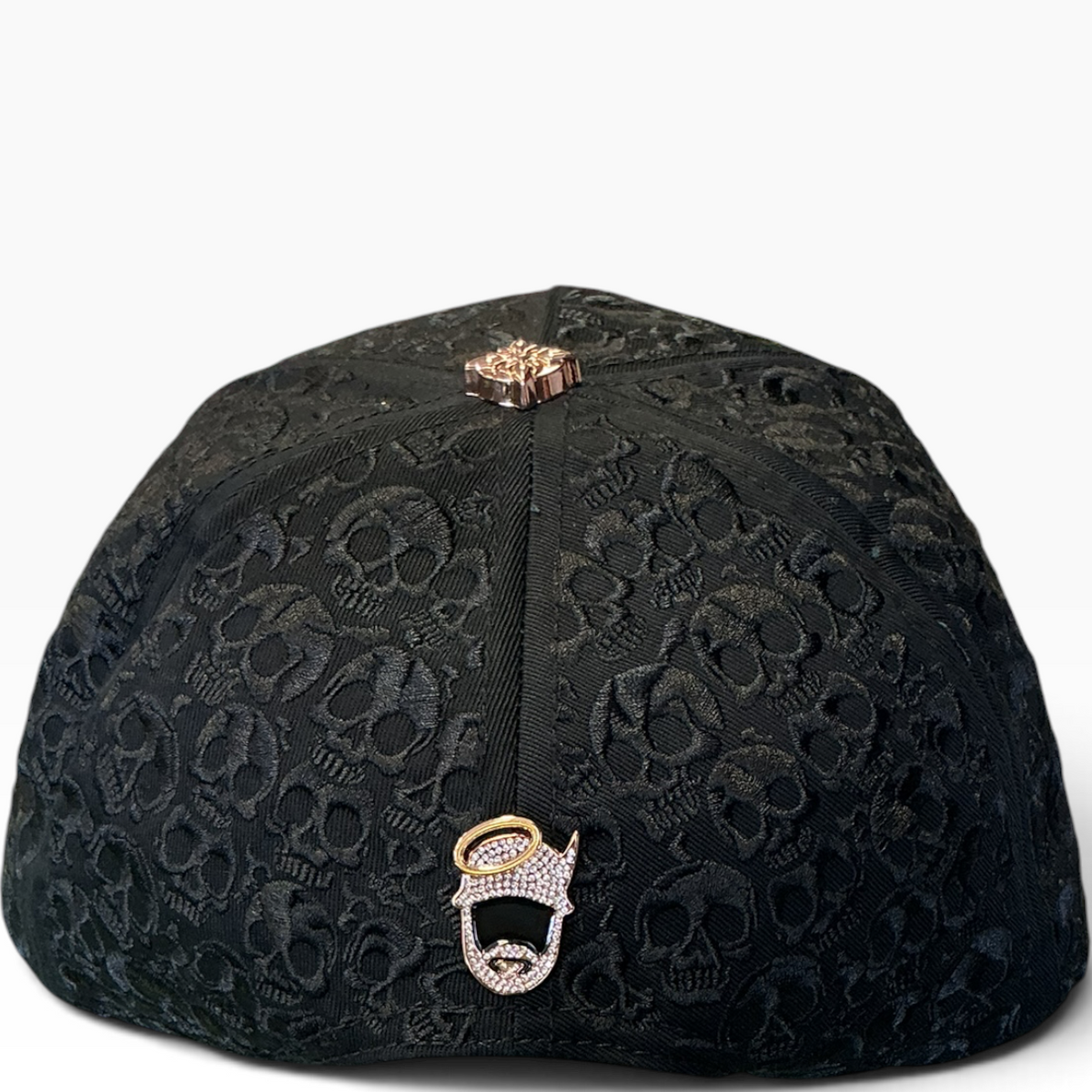 Skull hand gesture snapback with skull pattern - side view