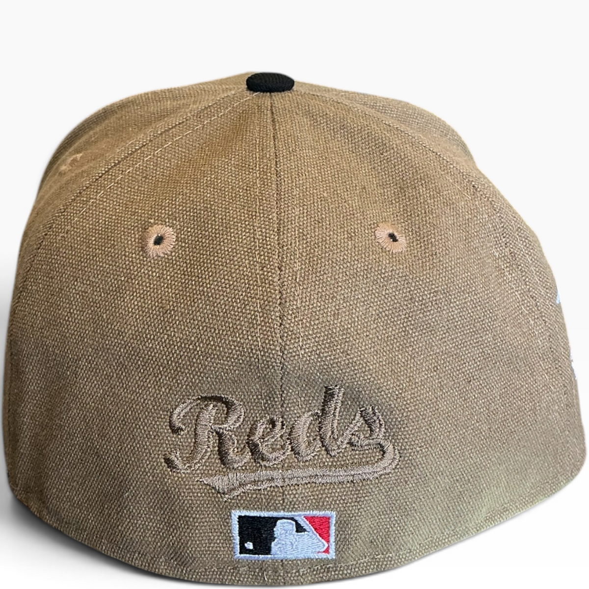 Cincinnati Reds Tan/Black New Era 59FIFTY fitted hat - front view