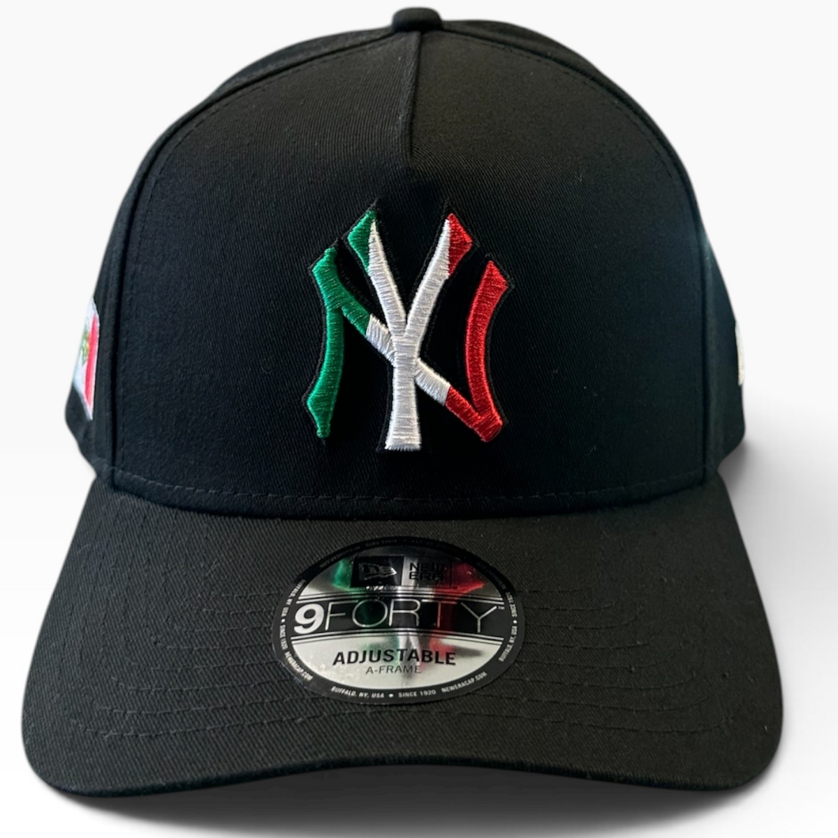 New York Yankees Mexico Flag Black New Era 9FORTY A-Frame adjustable hat - side view