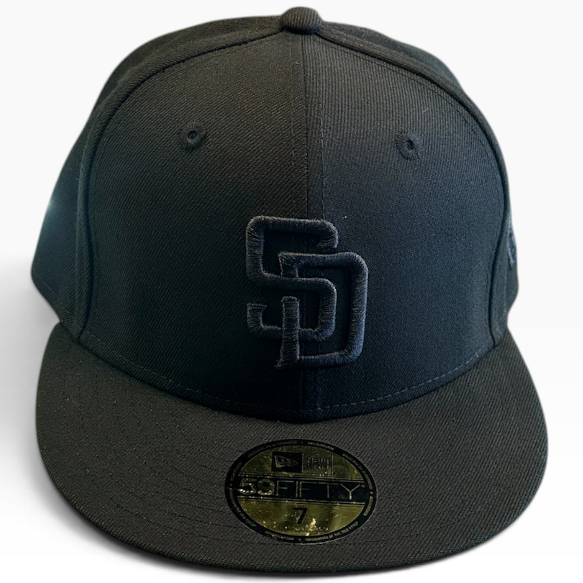 San Diego Padres Blackout New Era 59FIFTY fitted hat - front view