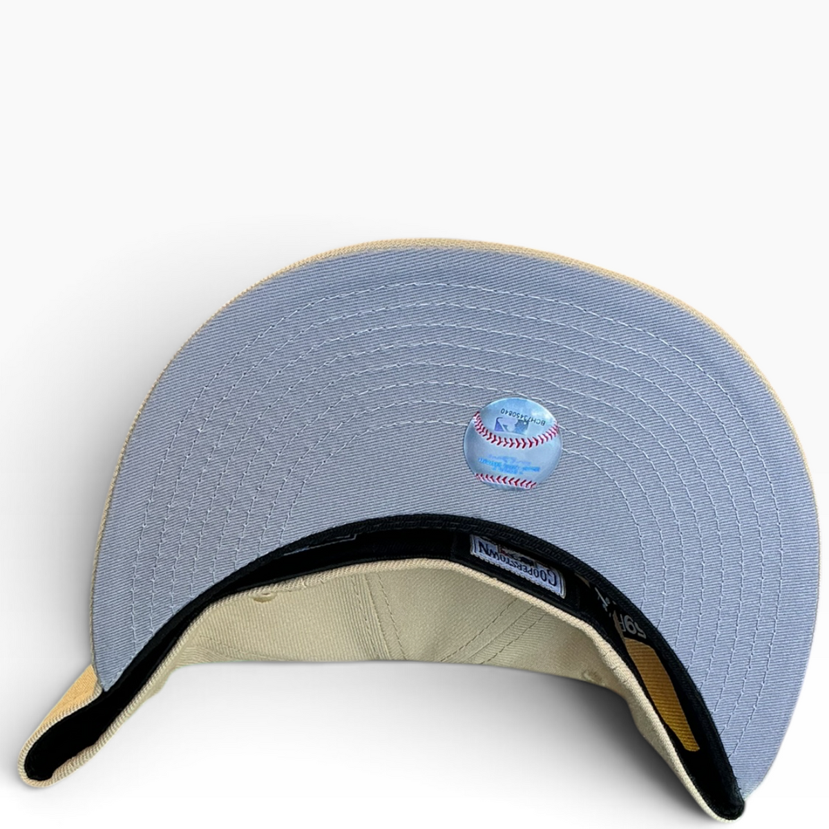 Oakland Athletics Cream & Tan New Era 59FIFTY fitted hat - undervisor detail