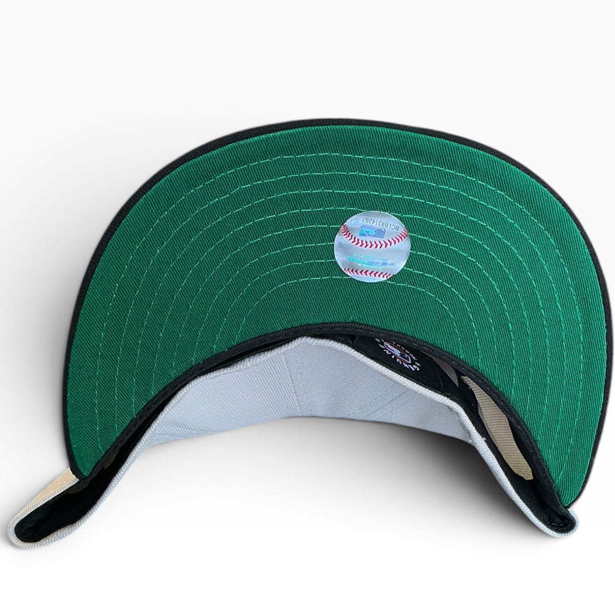Los Angeles Dodgers White/Black New Era 59FIFTY fitted hat - front view