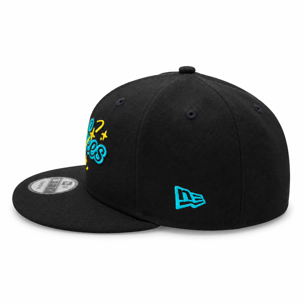 New York Yankees black New Era 9FIFTY snapback hat with aqua and yellow embroidery – side view with script lettering and aqua New Era flag