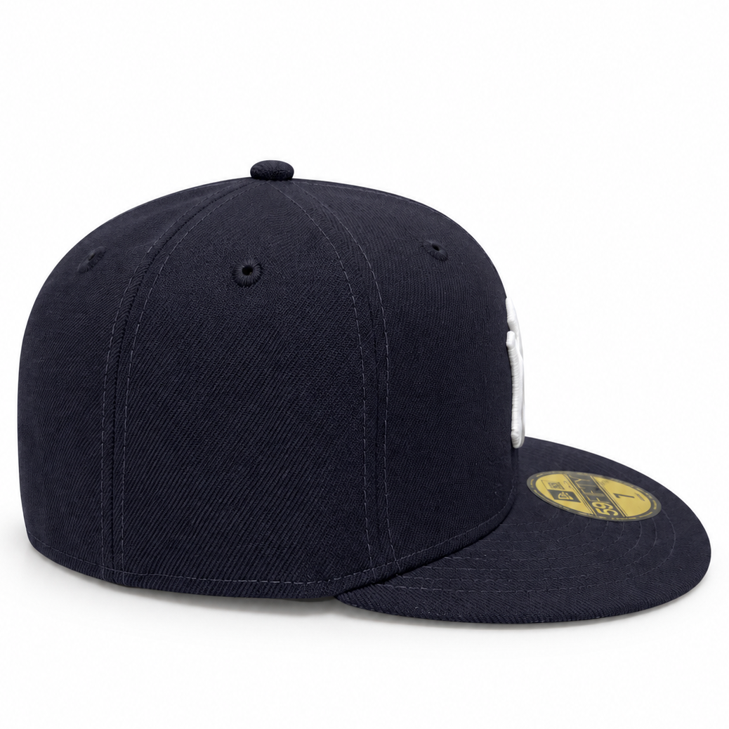 New York Yankees New Era 59FIFTY 1996 World Series fitted hat – rear three-quarter view of the navy crown