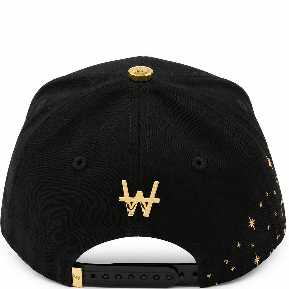 Black and gold pharaoh hat - detail view