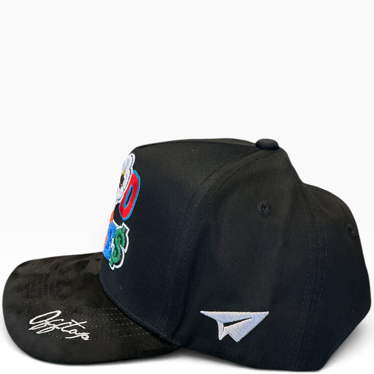 Good Vibes hat - detail view