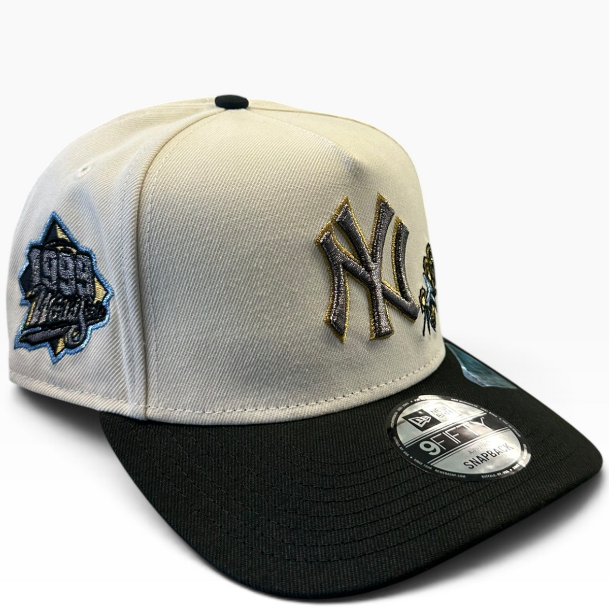 New York Yankees cream and black rose New Era 9FIFTY A-Frame snapback hat - front view