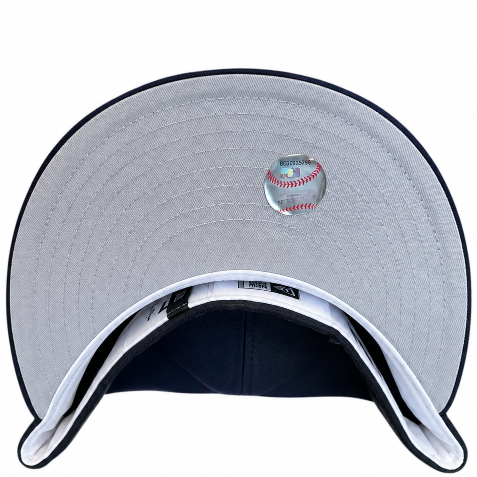 New York Yankees Navy 1996 World Series New Era 59FIFTY fitted hat - front view