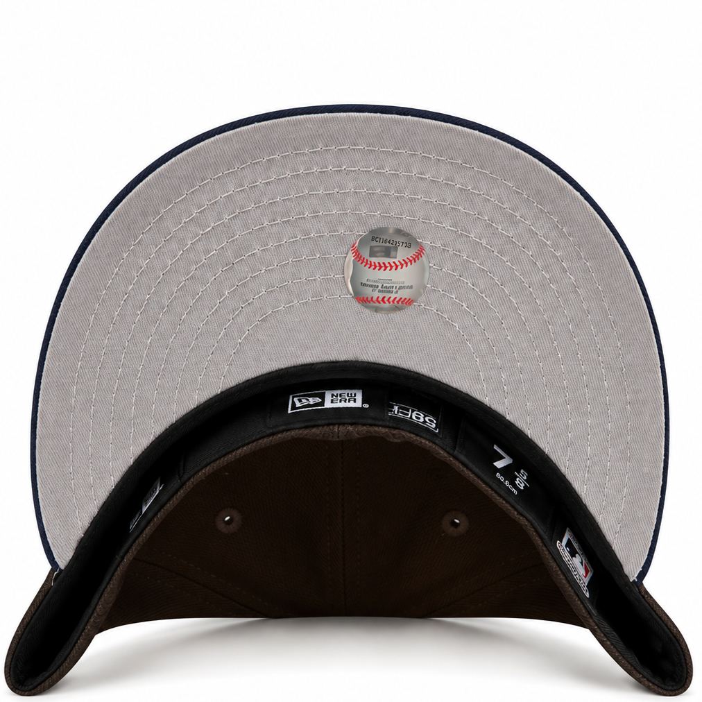 New York Yankees dark brown and navy New Era 59FIFTY fitted hat - detail view