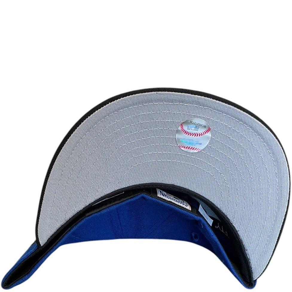 Seattle Mariners royal blue and black New Era 59FIFTY fitted hat - back view