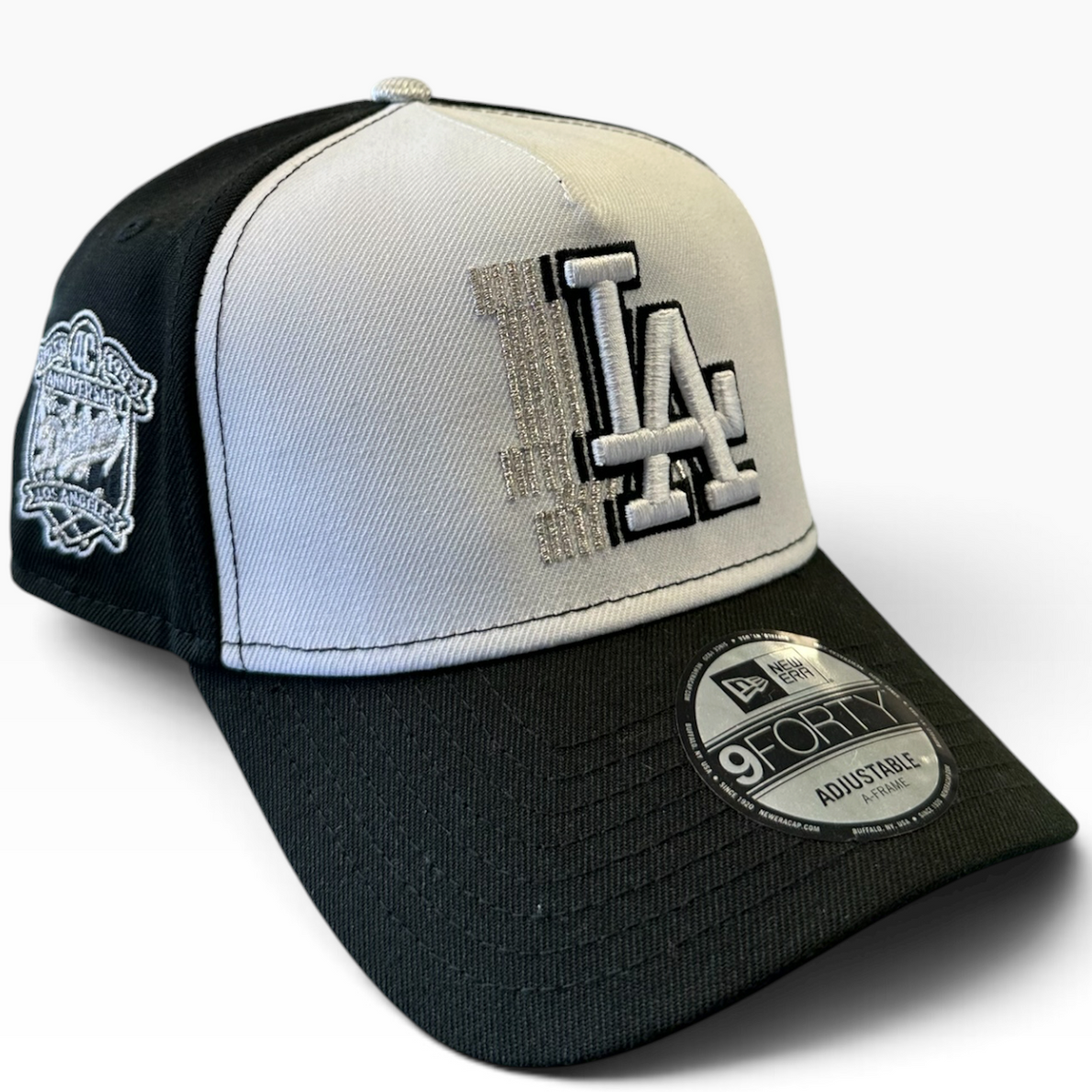 Los Angeles Dodgers LA Black & White New Era 9FORTY A-Frame adjustable hat - front view