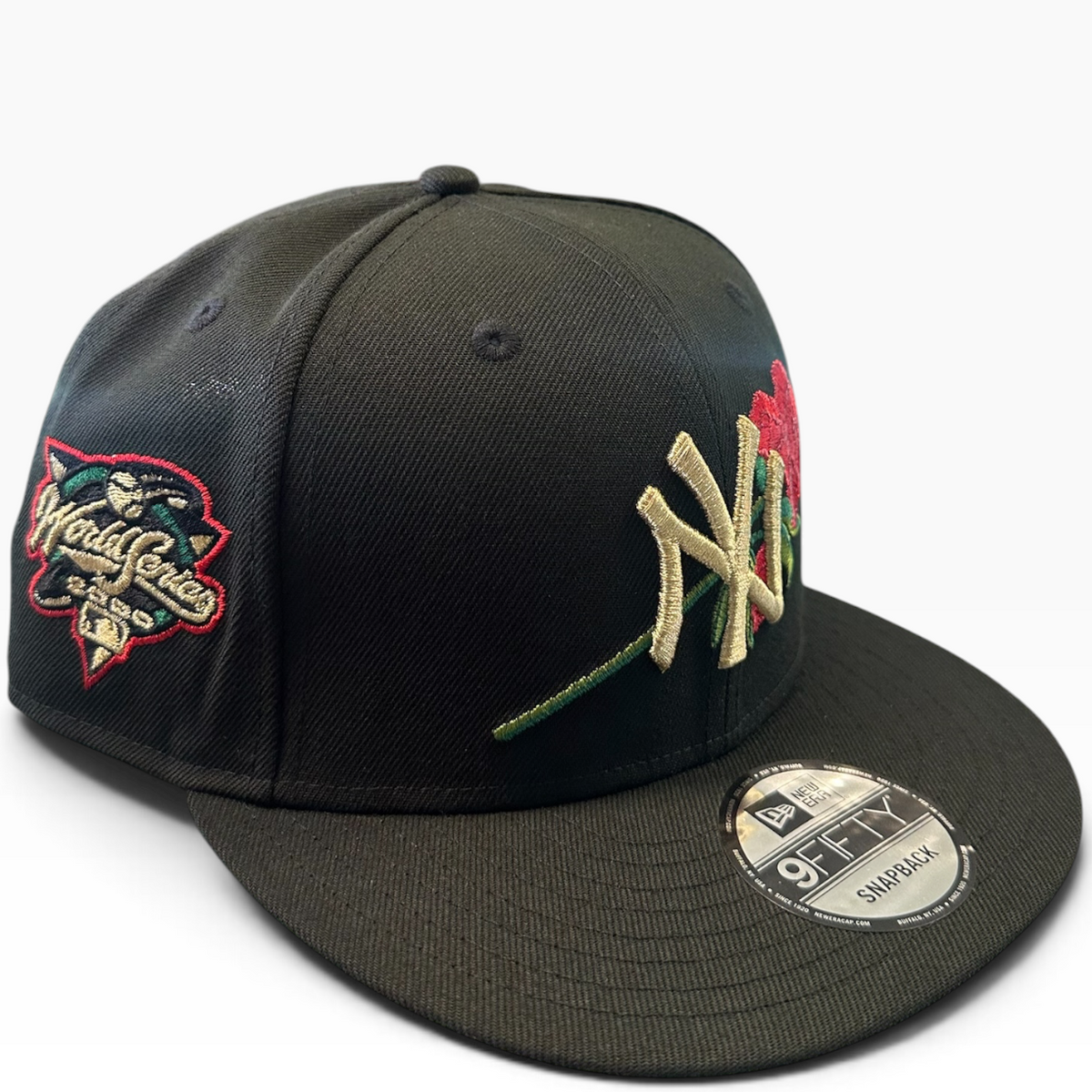 Yankees rose snapback with gold NY logo and red rose - side view